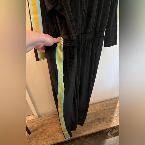 KILO BRAVA Black Velour Jumpsuit w/Stripes Down Sleeves & Legs sz. XXXL - Picture 4 of 9